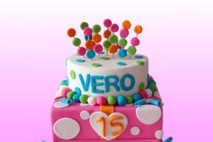 tortas-fondant-adolescentes-cumpleanos-colores-15-16-18-anos-D